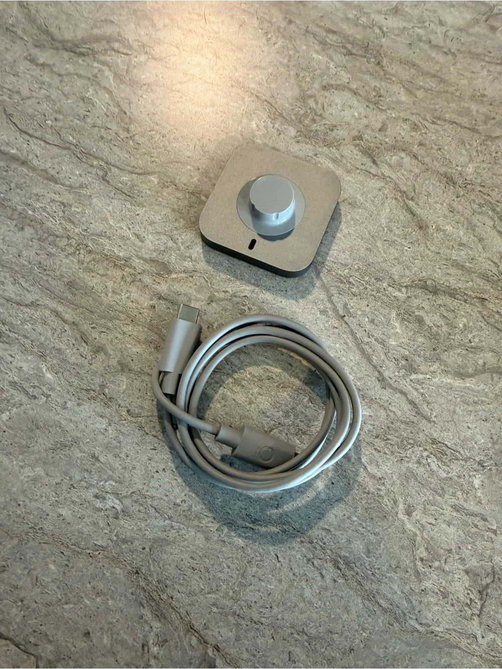 Oura Ring 4 Smart Ring in Silver by ŌURA